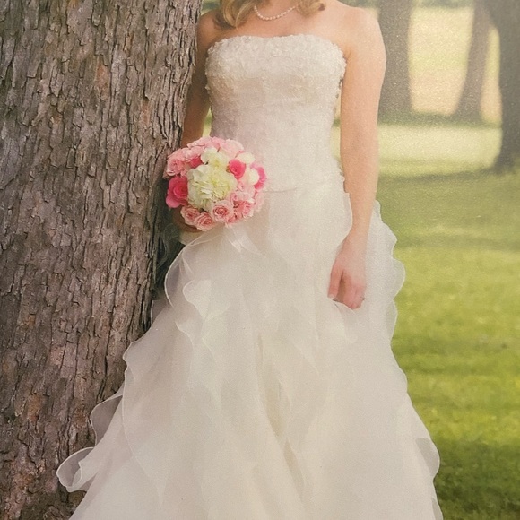 Wedding Dress Atelier Diagonal US size 8 (fits like 4) Ivory - Picture 1 of 8